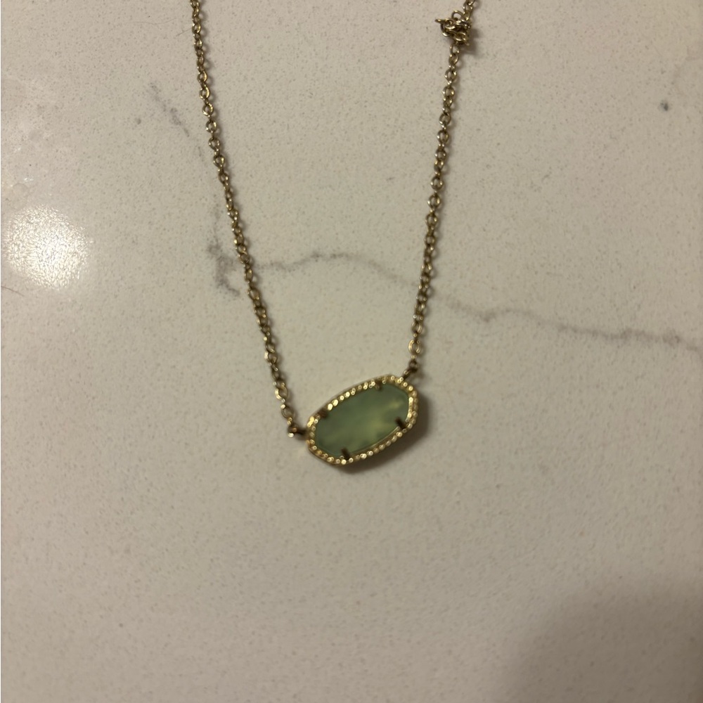 Kendra Scott Necklace